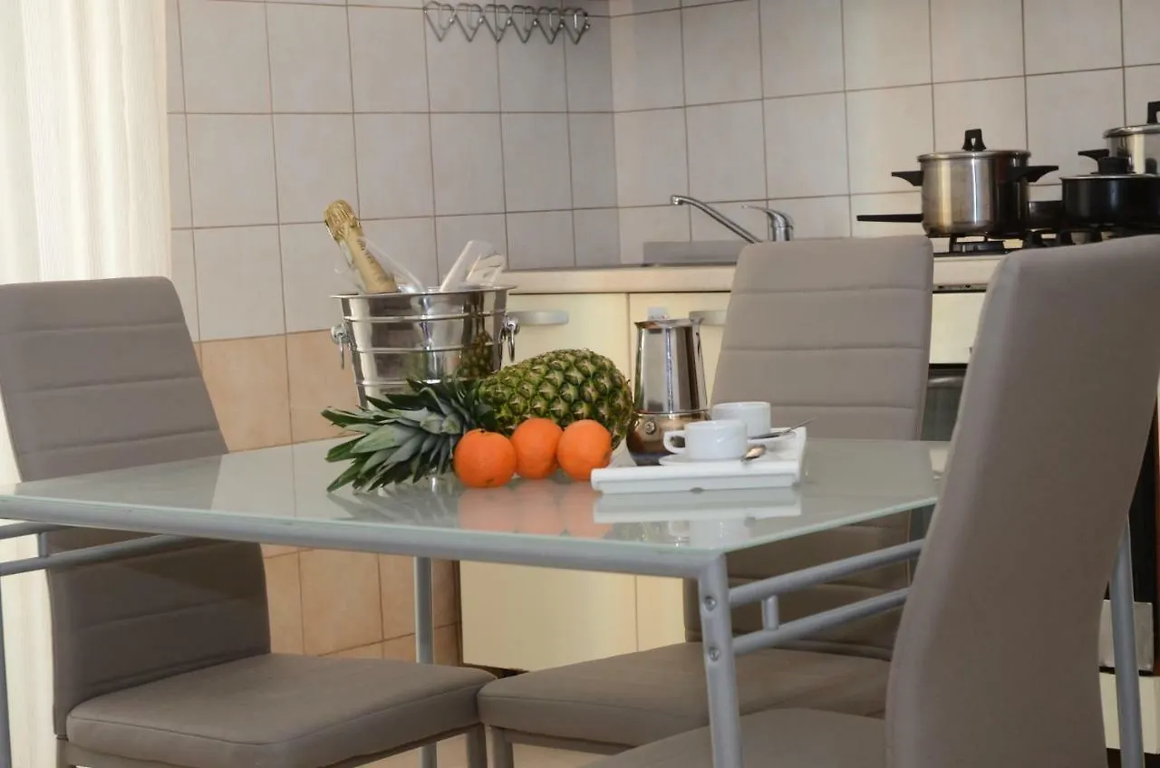 Residence Edera Rimini 2*,