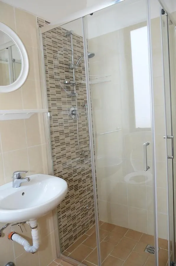 Residence Edera Rimini 2*,  Italy
